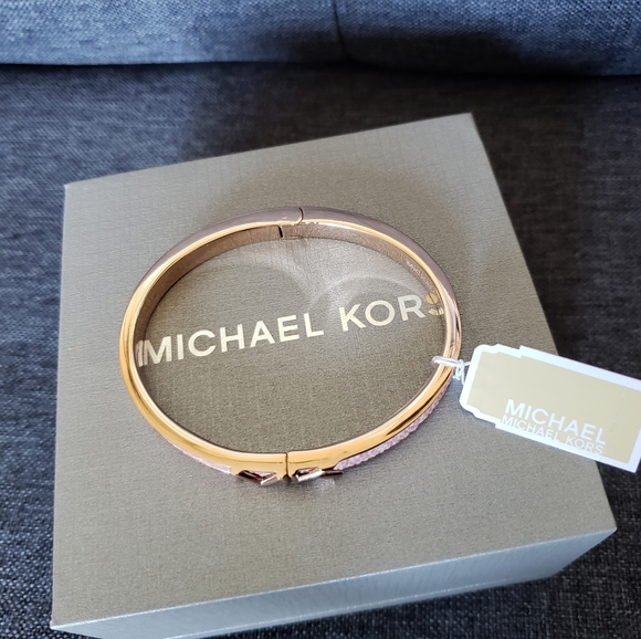Michael Kors Rose Gold-Tone Logo Thin Bangle - Picture 11 of 13